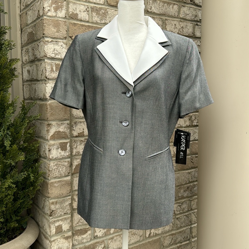 Kasper Charcoal Gray Blazer with Detachable Collar NWT